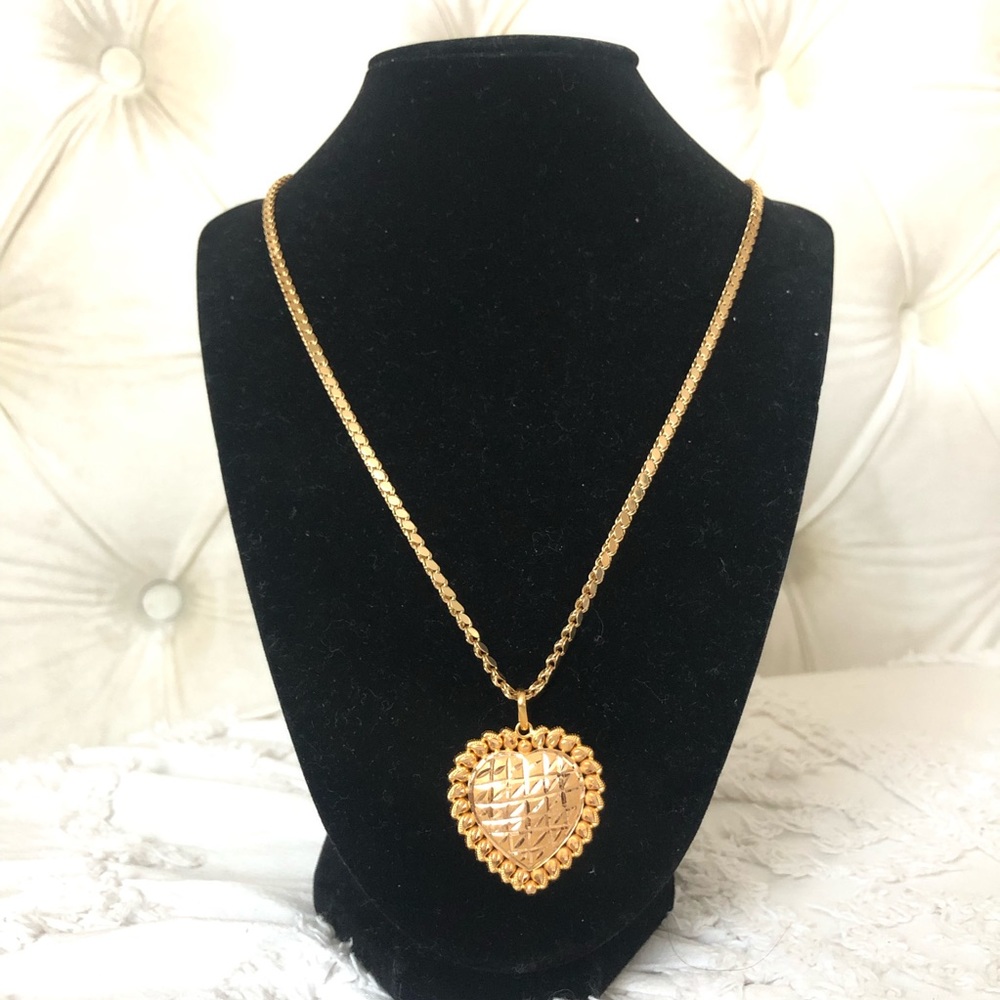 🌸21Karat Real Solid Gold🌸 Heart Pendant on 18K Real Gold Damascus Chain